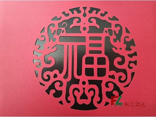 激光(guāng)打标機(jī)切割卡紙(zhǐ)窗(chuāng)花(huā)